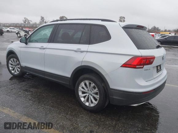 2018 Volkswagen Tiguan S z VIN 3VV1B7AX4JM121567, wystawiony jako IAAI lot #41581113 z przebiegiem Nie podano mil oraz . Historia ofert i sprzedaży dostępna na DreamBid. Obrazek 3.