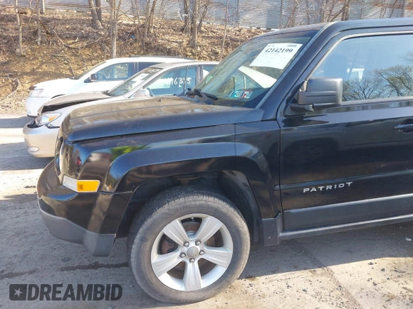 2012 Jeep Patriot Latitude with VIN 1C4NJRFB4CD686038, listed as a IAAI auction lot 42142199 with 116,416 mi miles and . Bid and sale history available at carsss.com. Image 12.
