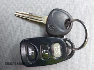 2009 Hyundai Elantra GLS z VIN KMHDU46D39U793576, wystawiony jako IAAI lot #42439180 z przebiegiem 153 254 mil mil oraz . Historia ofert i sprzedaży dostępna na DreamBid. Obrazek 11.