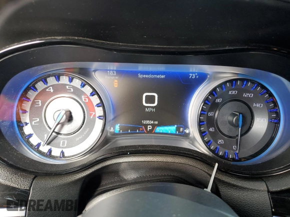 2017 Chrysler 300 S Alloy Edition with VIN 2C3CCABT1HH552376, listed as a Copart auction lot 69817584 with 123,534 mi miles and Salvage Title. Bid and sale history available at DreamBid. Image 9.