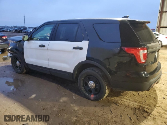 2016 Ford Utility Police Interceptor with VIN 1FM5K8ARXGGD32942, listed as a Copart auction lot 83344034 with 102,355 mi miles and Salvage Title. Bid and sale history available at carsss.com. Image 2.