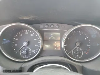 2009 Mercedes-Benz R-Class 3.5L with VIN 4JGCB65E79A091057, listed as a Copart auction lot 52186915 with 99,173 mi miles and Salvage Title. Bid and sale history available at carsss.com. Image 9.