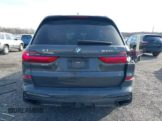 2022 BMW X7 M50i z VIN 5UXCX6C01N9L99140, wystawiony jako IAAI lot #41697545 z przebiegiem 60 972 mil mil oraz . Historia ofert i sprzedaży dostępna na DreamBid. Obrazek 16.