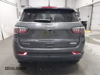 2024 Jeep Compass Latitude with VIN 3C4NJDBN1RT116956, listed as a IAAI auction lot 41390402 with 17,533 mi miles. Bid and sale history available at carsss.com. Image 16.