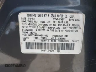 2013 Infiniti M37 with VIN JN1BY1AP8DM511850, listed as a IAAI auction lot 42063120 with 111,545 mi miles. Bid and sale history available at carsss.com. Image 9.