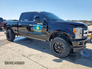 2018 Ford Super Duty F-250 SRW XL with VIN 1FT7W2BT4JEB15852, listed as a Copart auction lot 47739045 with 182,109 mi miles and Salvage Title. Bid and sale history available at carsss.com. Image 4.