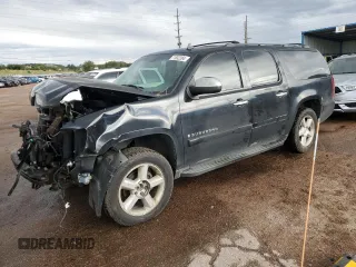 2007 Chevrolet Suburban LTZ with VIN 1GNFK16Y17R359216, listed as a Copart auction lot 71832284 with 0 mi miles and Salvage Title. Bid and sale history available at carsss.com. Image 1.