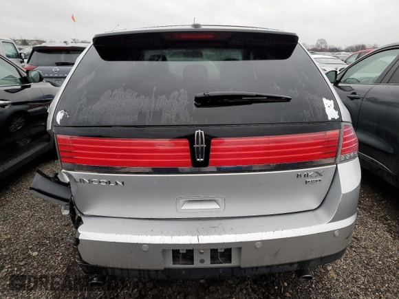 2010 Lincoln MKX with VIN 2LMDJ8JC2ABJ34580, listed as a Copart auction lot 88117285 with 0 mi miles and Salvage Title. Bid and sale history available at carsss.com. Image 6.