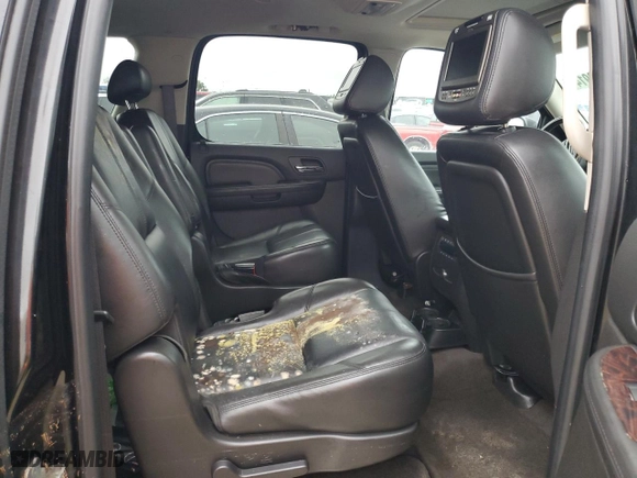2008 GMC Yukon XL Denali with VIN 1GKFK66858J235198, listed as a Copart auction lot 74523914 with 0 mi miles and Non Repairable. Bid and sale history available at carsss.com. Image 10.