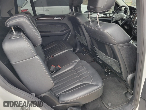 2015 Mercedes-Benz GL-Class GL 450 with VIN 4JGDF6EE2FA517080, listed as a IAAI auction lot 41640032 with 136,625 mi miles. Bid and sale history available at carsss.com. Image 11.