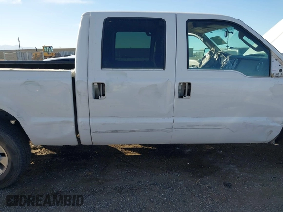 2008 Ford F-250 XL with VIN 1FTSW21R28EE33477, listed as a IAAI auction lot 41359324 with 248,497 mi miles. Bid and sale history available at carsss.com. Image 6.