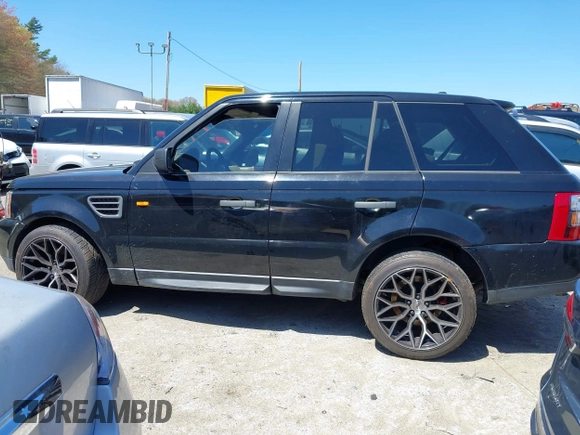 2008 Land Rover Range Rover Sport HSE with VIN SALSF25488A131688, listed as a IAAI auction lot 42118477 with 163,049 mi miles and . Bid and sale history available at DreamBid. Image 14.