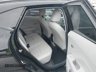 2024 Hyundai Kona SEL with VIN KM8HBCAB8RU085752, listed as a IAAI auction lot 40961834 with 17,974 mi miles. Bid and sale history available at carsss.com. Image 8.