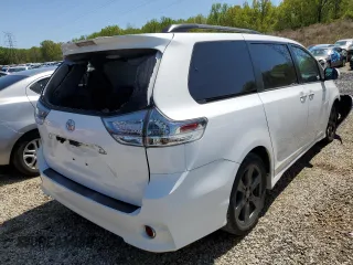 2017 Toyota Sienna SE with VIN 5TDXZ3DC0HS885822, listed as a Copart auction lot 50955225 with 70,079 mi miles and Salvage Title. Bid and sale history available at DreamBid. Image 3.
