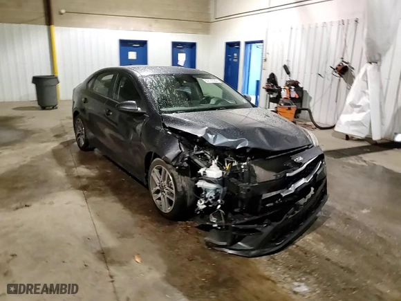 2019 Kia Forte S with VIN 3KPF34AD5KE135379, listed as a Copart auction lot 82122384 with 61,665 mi miles and Salvage Title. Bid and sale history available at carsss.com. Image 13.