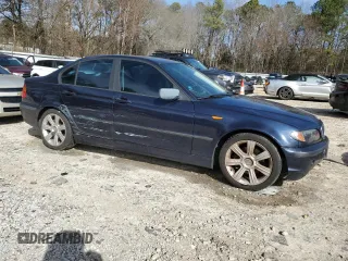 2002 BMW 3 Series 325i with VIN WBAET37432NJ18618, listed as a Copart auction lot 45712215 with 204,462 mi miles and Salvage Title. Bid and sale history available at carsss.com. Image 4.