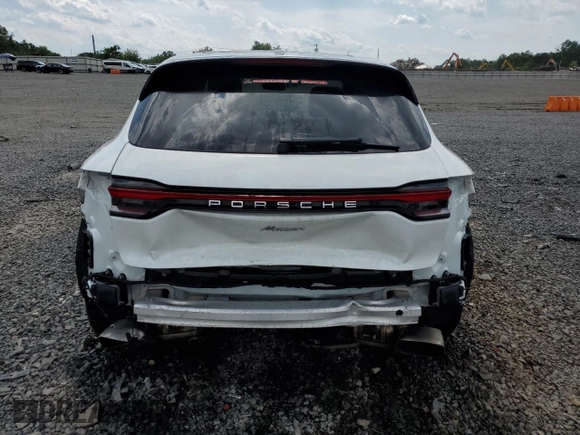 2021 Porsche Macan with VIN WP1AA2A54MLB12195, listed as a Copart auction lot 61242135 with Not provided miles and Salvage title. Bid and sale history available at DreamBid. Image 6.