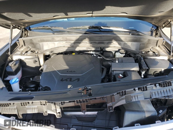 2025 Kia Telluride S with VIN 5XYP64GCXSG612966, listed as a Copart auction lot 51367835 with 105 mi miles and Salvage Title. Bid and sale history available at DreamBid. Image 13.
