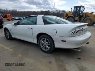 2002 Chevrolet Camaro z VIN 2G1FP22K122109268, wystawiony jako Copart lot #49783835 z przebiegiem 205 201 mil mil oraz Szkoda całkowita • Salvage title. Historia ofert i sprzedaży dostępna na DreamBid. Obrazek 2.