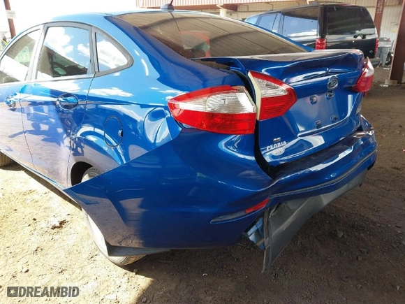 2018 Ford Fiesta SE with VIN 3FADP4BJXJM147053, listed as a IAAI auction lot 41711407 with 69,227 mi miles. Bid and sale history available at carsss.com. Image 6.