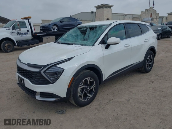 2024 Kia Sportage LX with VIN KNDPUCDF7R7311125, listed as a IAAI auction lot 41941739 with 22,242 mi miles and . Bid and sale history available at DreamBid. Image 2.