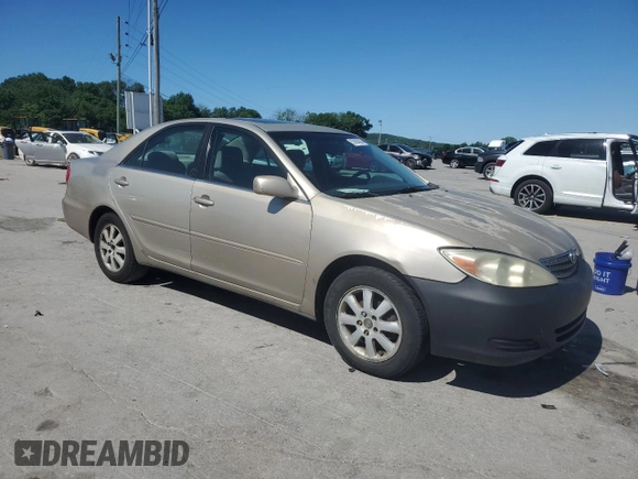 2004 Toyota Camry LE z VIN 4T1BE32K94U366012, wystawiony jako Copart lot #57884305 z przebiegiem 155 900 mil mil oraz Czysty tytuł • Clean title. Historia ofert i sprzedaży dostępna na DreamBid. Obrazek 4.