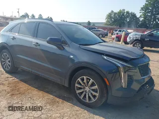 2020 Cadillac XT4 FWD Sport with VIN 1GYFZER40LF048628, listed as a IAAI auction lot 39985771 with 61,030 mi miles. Bid and sale history available at carsss.com. Image 1.
