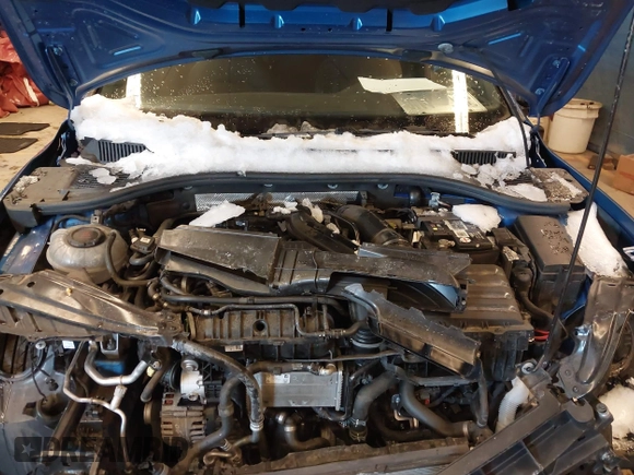 2023 Volkswagen Jetta Sport with VIN 3VWBM7BU4PM010718, listed as a IAAI auction lot 41582445 with 45,382 mi miles and . Bid and sale history available at DreamBid. Image 10.