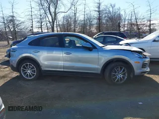 2021 Porsche Cayenne z VIN WP1BA2AY8MDA42886, wystawiony jako IAAI lot #41465968 z przebiegiem 17 062 mil mil oraz . Historia ofert i sprzedaży dostępna na DreamBid. Obrazek 13.