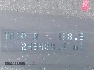 2011 Ford Escape XLT с VIN 1FMCU9D77BKC38802, выставлен на аукционе IAAI как лот 42012798 с пробегом 249 489 миль миль и . История ставок и продаж доступна на DreamBid. Изображение 15.