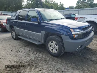 2002 Chevrolet Avalanche with VIN 3GNEK13T52G175796, listed as a Copart auction lot 69728874 with 288,960 mi miles and Clean Title. Bid and sale history available at carsss.com. Image 4.