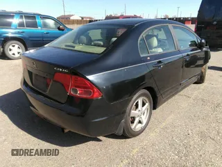 2006 Honda Civic LX z VIN 1HGFA16576L143648, wystawiony jako IAAI lot #42029309 z przebiegiem 177 515 mil mil oraz . Historia ofert i sprzedaży dostępna na DreamBid. Obrazek 4.