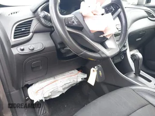 2018 Chevrolet Trax LT with VIN KL7CJLSB0JB722825, listed as a IAAI auction lot 41985225 with 58,021 mi miles and . Bid and sale history available at carsss.com. Image 11.