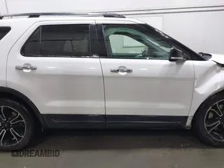 2013 Ford Explorer Sport с VIN 1FM5K8GT1DGB34734, выставлен на аукционе IAAI как лот 42594544 с пробегом 173 208 миль миль и . История ставок и продаж доступна на DreamBid. Изображение 13.