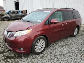 2013 Toyota Sienna XLE with VIN 5TDDK3DC1DS063001, listed as a Copart auction lot 46463765 with 201,869 mi miles and Salvage Title. Bid and sale history available at DreamBid. Image 1.