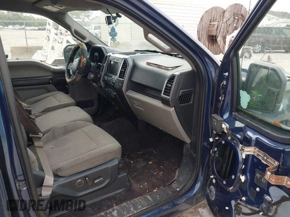 2016 Ford F-150 XL with VIN 1FTEW1CP3GKE81556, listed as a IAAI auction lot 41729080 with 145,506 mi miles and . Bid and sale history available at carsss.com. Image 5.