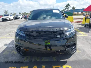 2025 Land Rover Range Rover Velar Dynamic SE with VIN SALYL2EX8SA810607, listed as a IAAI auction lot 41568626 with 565 mi miles and . Bid and sale history available at DreamBid. Image 13.