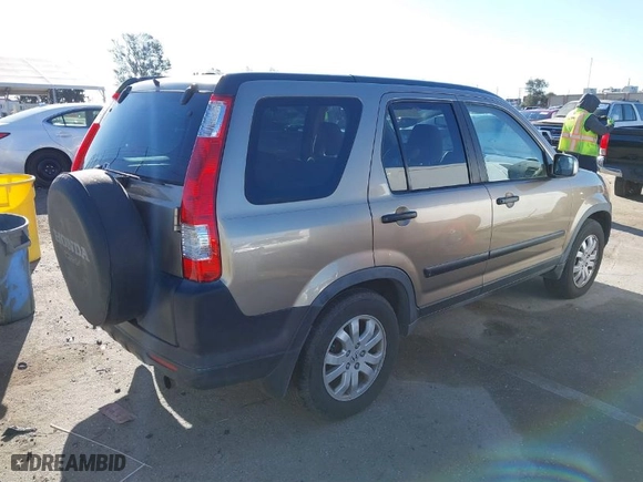 2006 Honda CR-V EX with VIN JHLRD68886C020368, listed as a IAAI auction lot 41814662 with 188,879 mi miles. Bid and sale history available at carsss.com. Image 4.