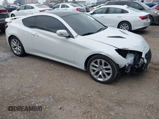 2013 Hyundai Genesis Coupe R-Spec with VIN KMHHU6KJ4DU105764, listed as a IAAI auction lot 42673354 with 38,479 mi miles and . Bid and sale history available at DreamBid. Image 1.