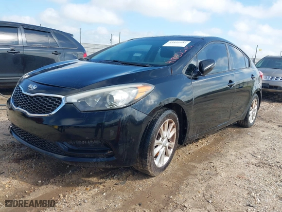 2015 Kia Forte LX with VIN KNAFX4A60F5313476, listed as a IAAI auction lot 41852242 with 161,532 mi miles. Bid and sale history available at carsss.com. Image 2.