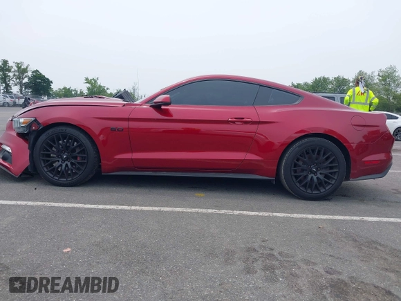 2016 Ford Mustang GT z VIN 1FA6P8CF9G5251722, wystawiony jako IAAI lot #42502788 z przebiegiem 62 402 mil mil oraz . Historia ofert i sprzedaży dostępna na DreamBid. Obrazek 14.