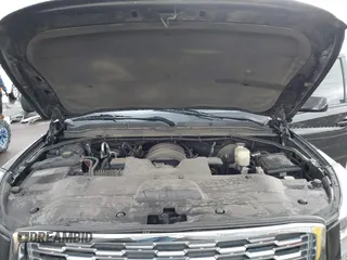 2019 GMC Yukon XL SLT with VIN 1GKS1GKC7KR155668, listed as a IAAI auction lot 41751792 with 163,537 mi miles. Bid and sale history available at carsss.com. Image 10.
