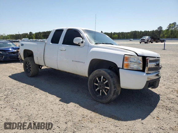 2008 Chevrolet Silverado 1500 1LT with VIN 2GCEC19J081109346, listed as a Copart auction lot 52550725 with 273,409 mi miles and Salvage Title. Bid and sale history available at DreamBid. Image 4.