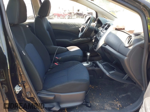 2017 Nissan Note S Plus z VIN 3N1CE2CPXHL359831, wystawiony jako IAAI lot #42395526 z przebiegiem 82 236 mil mil oraz . Historia ofert i sprzedaży dostępna na DreamBid. Obrazek 5.