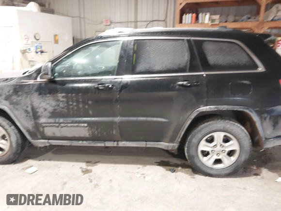 2017 Jeep Grand Cherokee Laredo with VIN 1C4RJFAG6HC661836, listed as a IAAI auction lot 41622814 with 134,509 mi miles. Bid and sale history available at carsss.com. Image 14.
