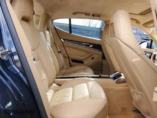 2010 Porsche Panamera S with VIN WP0AB2A75AL061320, listed as a Copart auction lot 44996365 with 145,786 mi miles and Salvage Title. Bid and sale history available at carsss.com. Image 10.