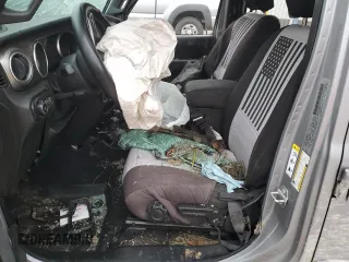 2018 Jeep Wrangler Unlimited Sahara z VIN 1C4HJXEN7JW181741, wystawiony jako Copart lot #74131294 z przebiegiem Nie podano mil oraz Nie do naprawy • Non repairable. Historia ofert i sprzedaży dostępna na DreamBid. Obrazek 7.