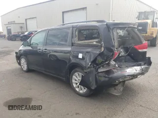 2011 Toyota Sienna XLE with VIN 5TDDK3DC1BS022039, listed as a Copart auction lot 71971634 with 121,100 mi miles and Salvage Title. Bid and sale history available at carsss.com. Image 2.