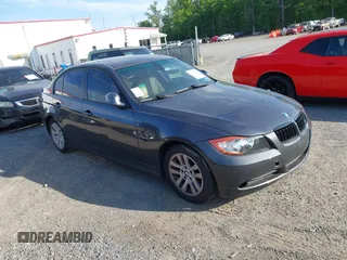 2007 BMW 3 Series 328xi z VIN WBAVC93517K033593, wystawiony jako IAAI lot #42137856 z przebiegiem Nie podano mil oraz . Historia ofert i sprzedaży dostępna na DreamBid. Obrazek 1.