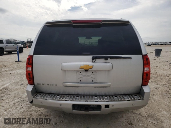 2014 Chevrolet Suburban LT with VIN 1GNSCJE07ER160935, listed as a Copart auction lot 46928335 with 123,811 mi miles and Salvage Title. Bid and sale history available at carsss.com. Image 6.